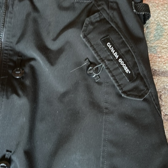 Canada Goose Expedition Women’s coat size Large with fox fur trim hood - Picture 6 of 12